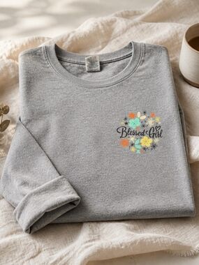 Blessed Girl Floral Graphic T-Shirt - Light Gray